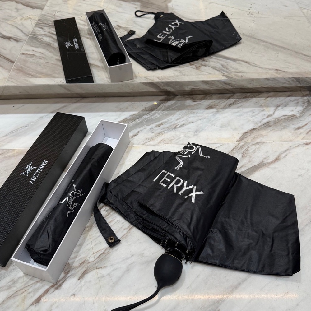 🖤 Arc'teryx Umbrella Black Foldable Rain Gear Logo - Picture 3 of 8